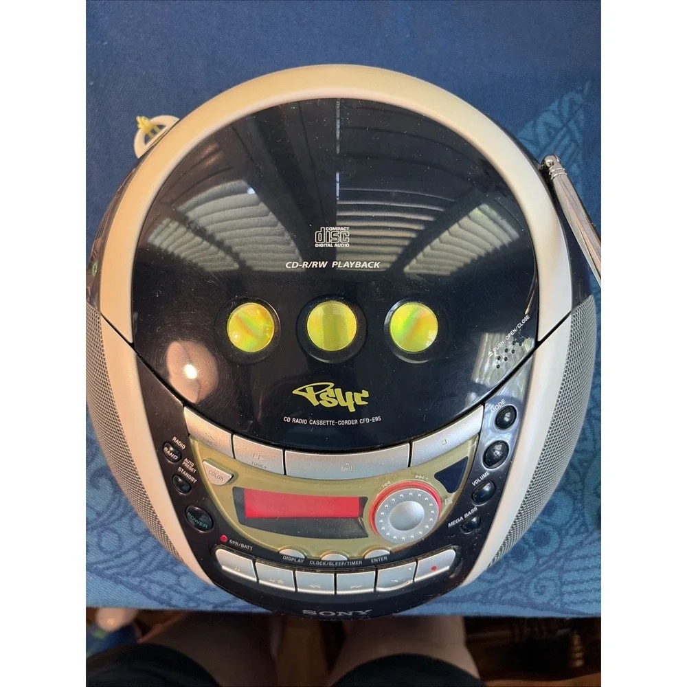 Sony Psyc CFD-E95 with Color Changing Display 2004 Y2K Boombox Works